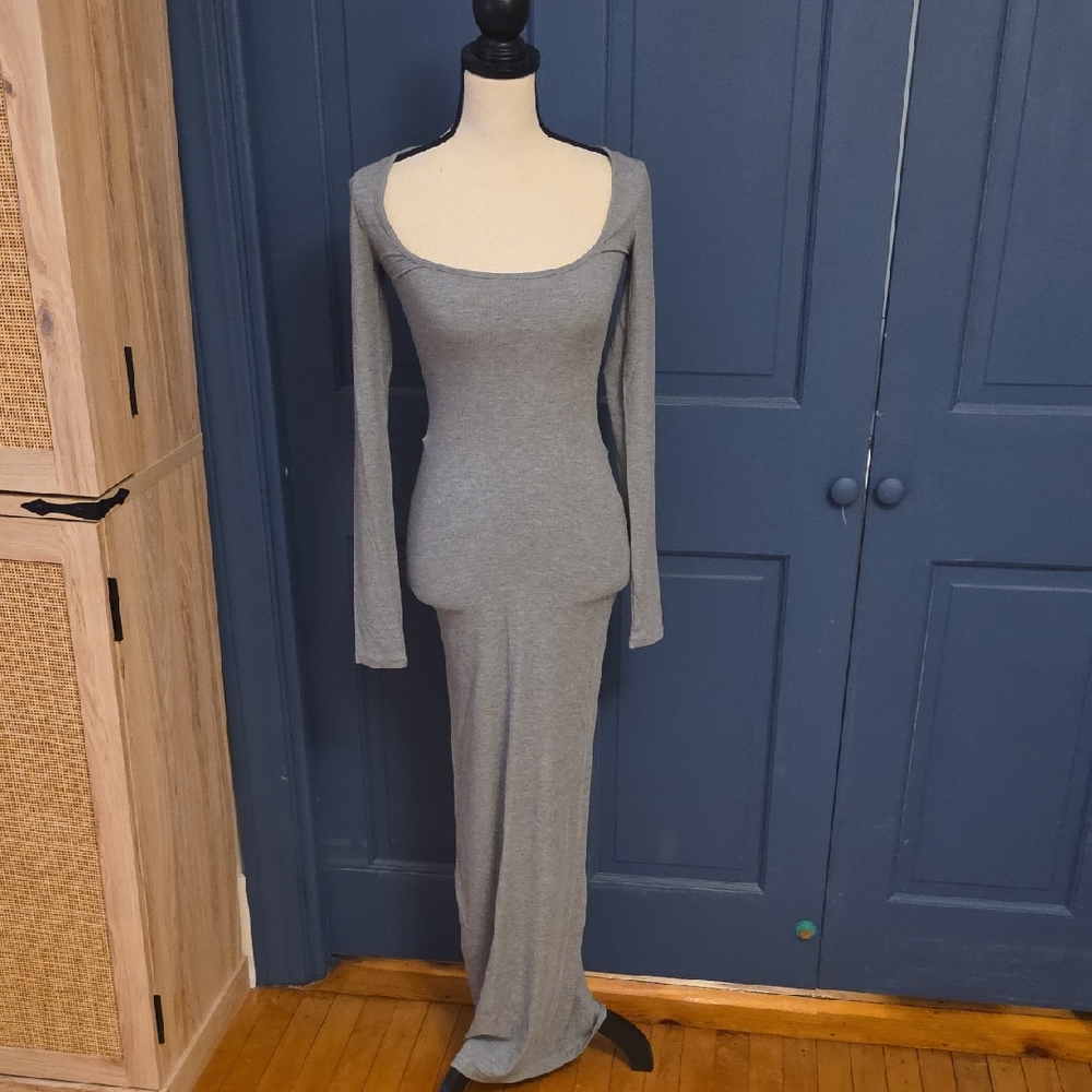 NWT SKIMS Gray Long Sleeve Scoop Neck Ribbed Maxi Dress sz Small